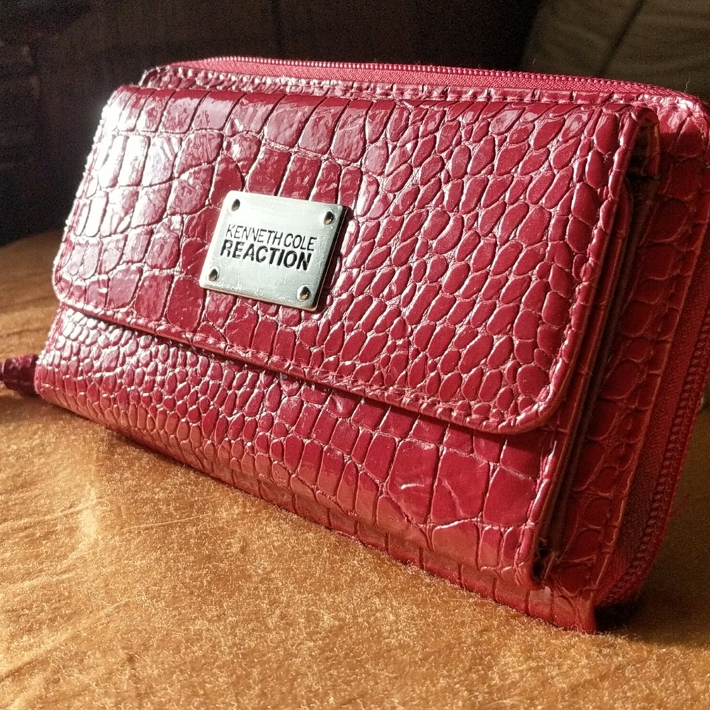 Kenneth Cole REACTION Wallet